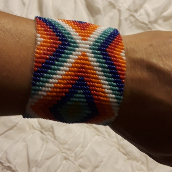 CHEVRON BRACELET - Picture 3 of 6